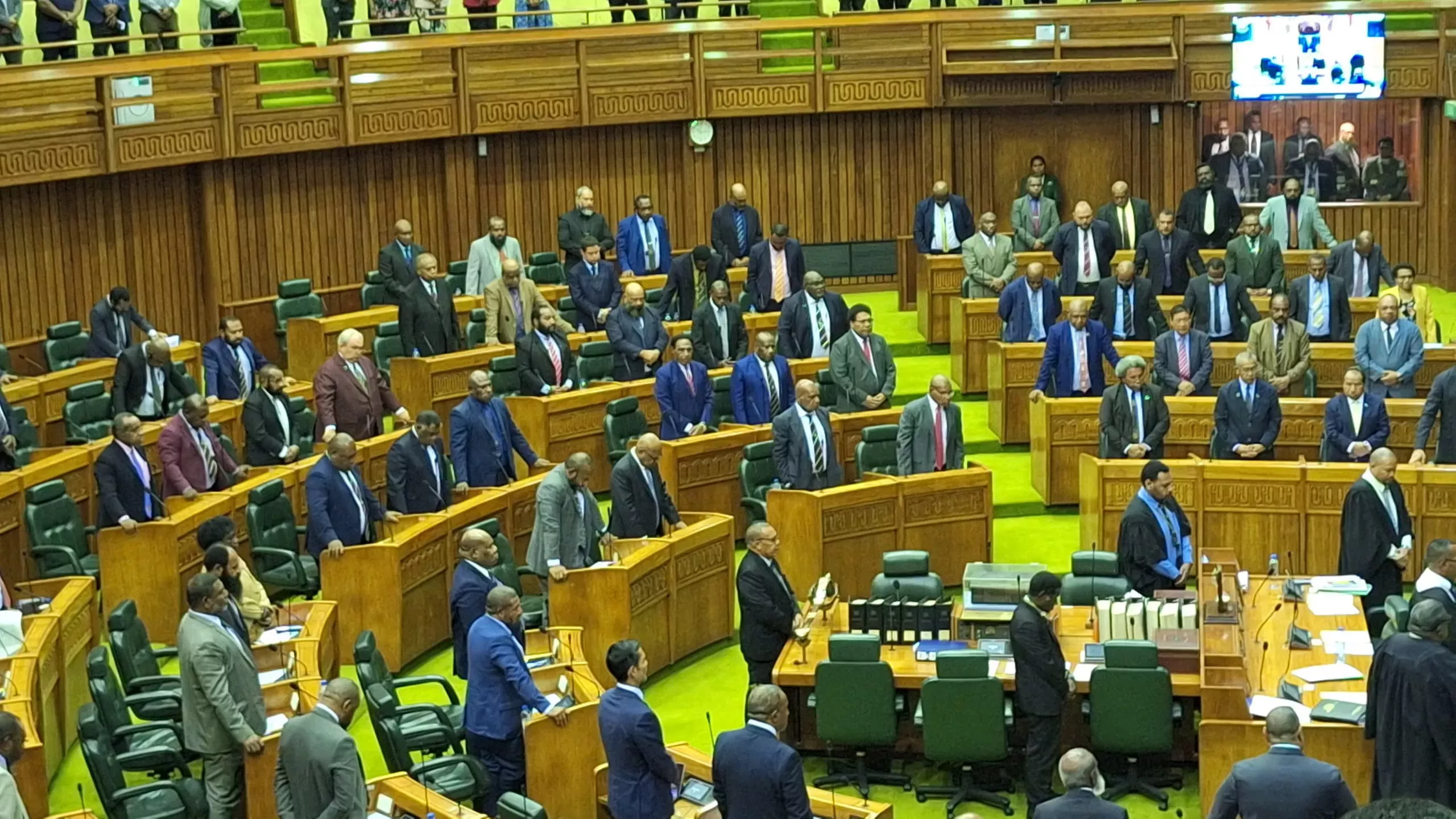 Parliament reconvenes with disaster relief, budget gap on agenda